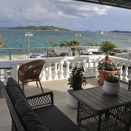 Apartman Zana Vodice Exterior foto