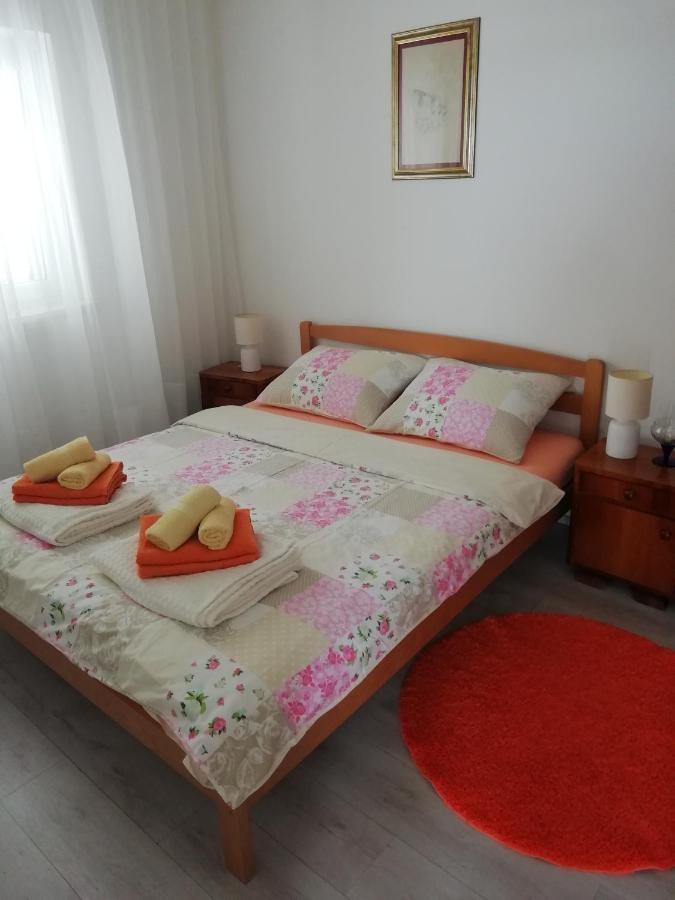 Apartman Zana Vodice Exterior foto