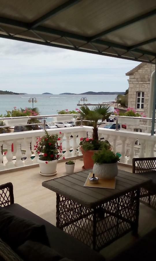 Apartman Zana Vodice Exterior foto