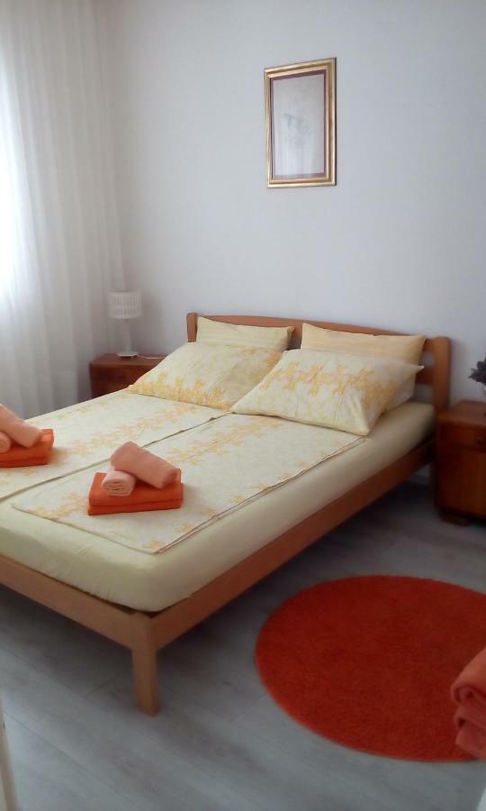 Apartman Zana Vodice Exterior foto